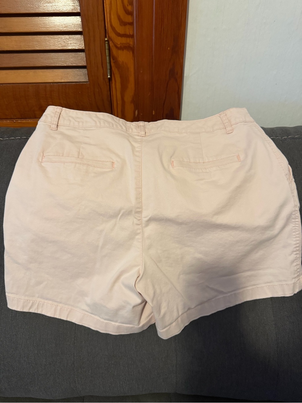 Shorts - Picture 3 of 3